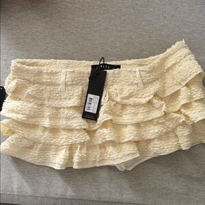 Lioness Porcelain Ruffled Skort